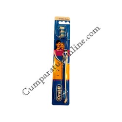 Periuta dinti Classic Oral-B 40 medium